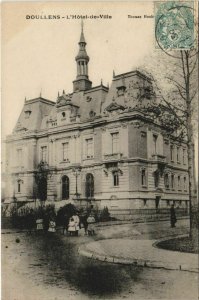 CPA DOULLENS Hotel de Ville (19062)