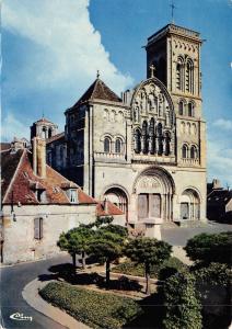 BF1088 vezelay basilique de la madeleine  France