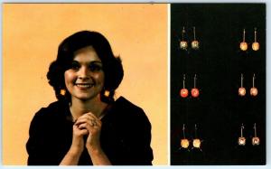 LANSING, Michigan  MI   Advertising A. Dean Watkins Co.  DANGLE LITE EARRINGS