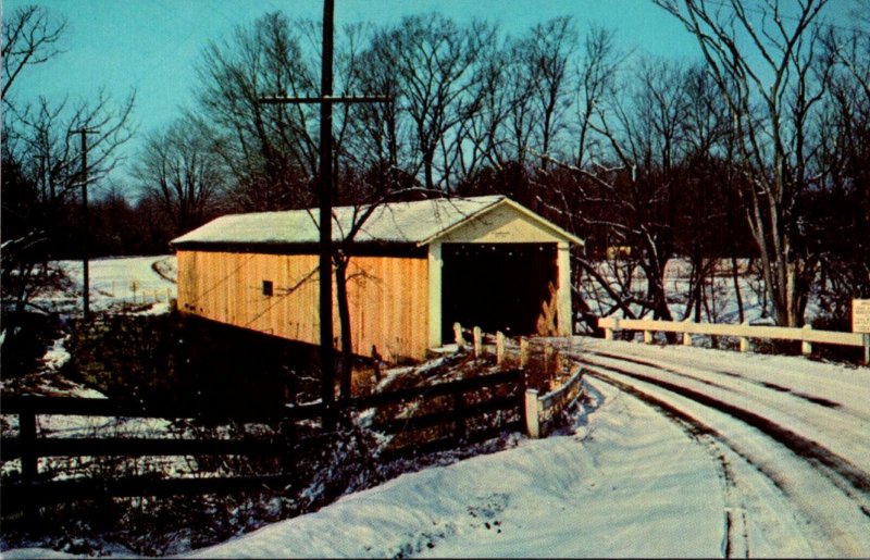 Covered Bridge Riverdale Bridge Over Grand River Ashtabula County Ohio