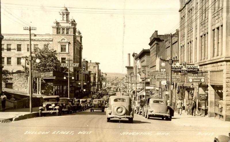 MI - Houghton. Sheldon Street, West, 1930's   RPPC   (crease)