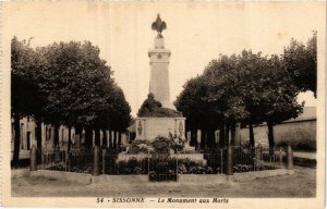 CPA SISSONNE Le Monument aux Morts (665912)