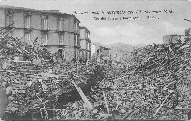 Italy Messina 1908 Earthquake disaster damage Postcard 22-6874