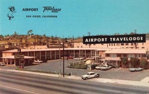 San Diego California Airport Travelodge Vintage Postcard AA41045