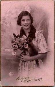 Victorian Lady Vintage RPPC C003