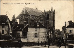 CPA Montereau La Grande Rue et l'Eglise Notre-Dame FRANCE (1289648)