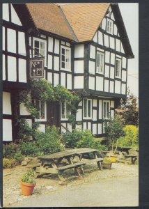 Herefordshire Postcard - The New Inn, Pembridge     T5568