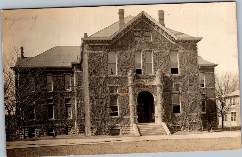 RPPC MO Univeristy of Missouri Mechanic Arts building coverd in ivy AZO 1904-18
