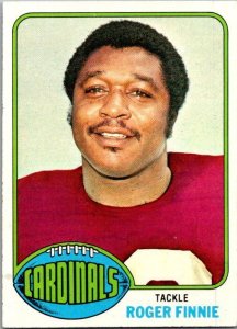 1976 Topps Football Card Roger Finnie St Louis Cardinals sk4295