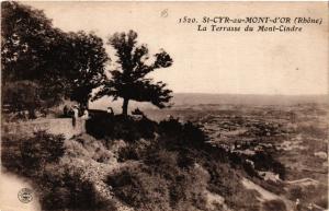 CPA St-CYR-au-MONT-d'OR - La Terrasse du Mont-Cindre (573304)