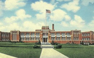 Postcard Early View of William Howard Taft Junior High School, Oklahoma      S3