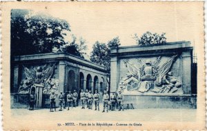 CPA METZ Place de la République Caserne du Génie (984468)