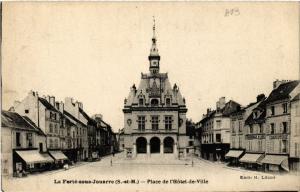 CPA La FERTÉ-sous-JOUARRE - Place de l'Hotel-de-Ville (436292)