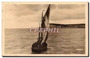 Old Postcard Le Treport Small traportaise boat starting to fishing