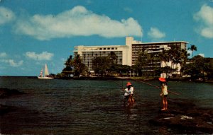 Hawaii Hilo Bay Naniloa Surf Hotel 1975