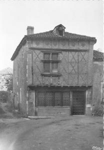 BR19568 St Bertrand de comminges vieille maison   france