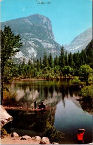 California, Yosemite - Mirror Lake - [CA-548]