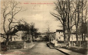 CPA WASSY - Place du 14 Juillet et Rue de la Gare (368260)