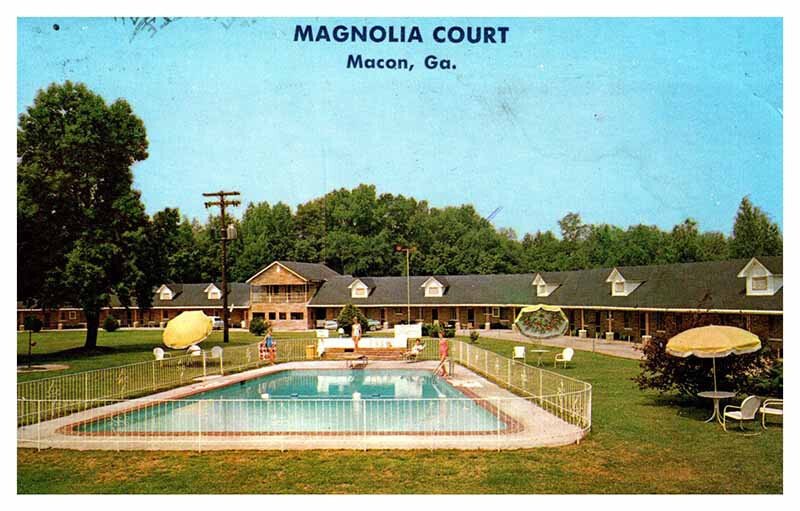 Postcard SWIMMING POOL SCENE Macon Georgia GA AQ0170