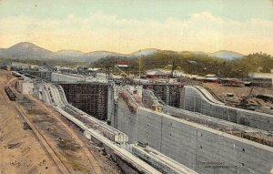 PANAMA CANAL MIRAFLORES LOCKS PRESIDENT WILSON UPCOIMING VISIT POSTCARD 1915