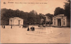 Belgium Belgium Brussels, Bruxelles Entree du Bois et Statue Les Lutteurs C136