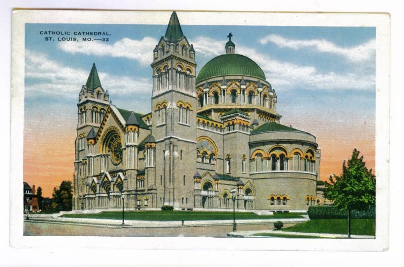 Saint Louis, Missouri to Oelwein, Iowa 1935 used Postcard, Catholic Cathedral