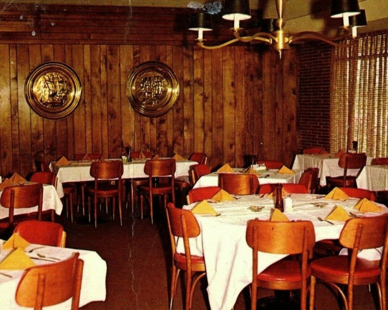 Vintage Inside View Dining Room Holiday Inn, Decatur, AL Postcard P169 