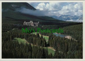 Canada Postcard - Banff Springs Hotel and The Golf Course RR10937