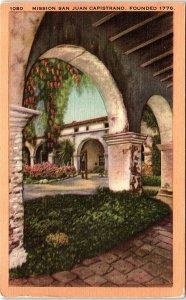 1940s MISSION SAN JUAN CAPISTRANO CALIFORNIA FOUNDED 1776 LINEN POSTCARD 42-242