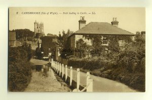 h0116 - Castle Street , Carisbrooke Village , Isle of Wight - postcard LL 2