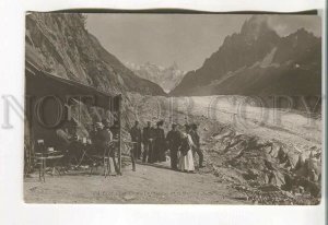 485449 FRANCE Chamonix tourists near glacier drinking mulled wine Vintage photo