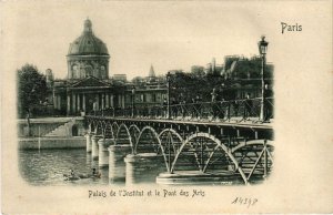 CPA PARIS Palais de l'Institut et Pont des Arts EMBOSSED (1244098)