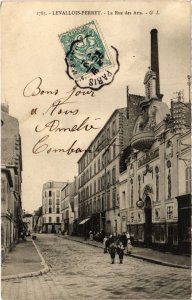 CPA LEVALLOIS-PERRET - La Rue des Arts (986975)