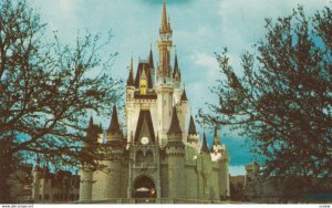 DISNEYWORLD , 1960-70s ; Cinderella Castle - Fantasyland