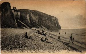 CPA BERNEVAL-sur-MER-La Plage et les Falaises (348059)