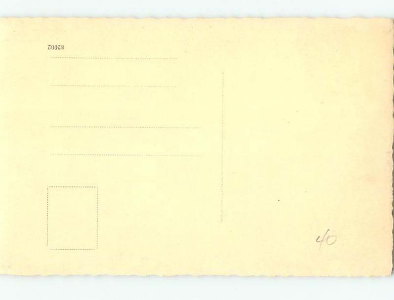 old rppc STATUE BESIDE BUILDING Vienna - Wien Austria HM2020