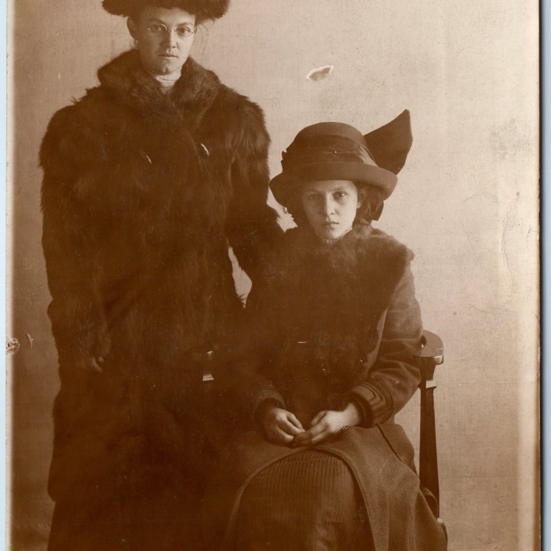 c1910s Classy Women Winter Fashion RPPC Girls Portrait Fur Black Real Photo A261