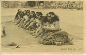 Canoe Poi Dance NZ New Zealand Native Dance Costume Vintage Postcard E4