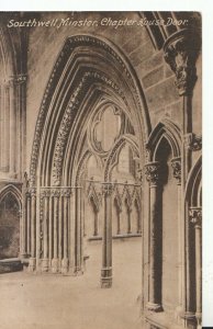 Nottinghamshire Postcard - Southwell Minster - Chapter House Door - Ref TZ9287