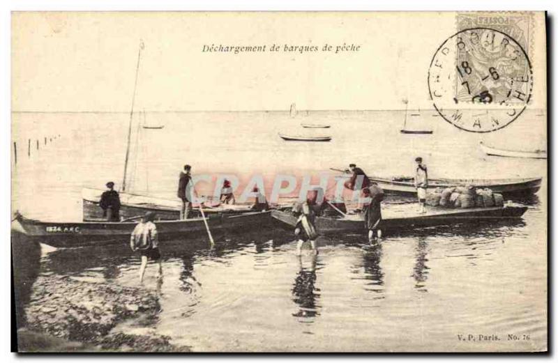 Postcard Old Fishing Unloading fishing boats