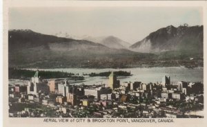 RP ; VANCOUVER , B.C. , Canada , 1930s ; Aerial View