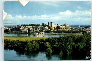 Le Pont Saint Benezet - Comtat Venaissin, Avignon, France M-17010