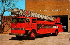 Memphis, TN Tennessee 1975 LADDER TRUCK~FIRE STATION~Engine Company 17 Postcard