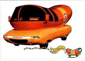 Advertising OSCAR MAYER WIENERMOBILE  Hot Dog Car 1999 4X6 Postcard