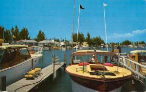 Madeira Beach Florida Snug Harbor Yacht Basin Vintage Postcard K27705