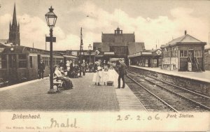 UK Birkenhead Park Station 04.44