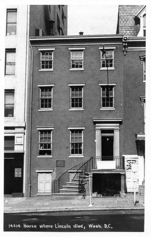 1950s House Where Abraham Lincoln Died Washington DC RPPC Real Photo Postcard
