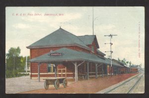 JANESVILLE WISCONSIN CM& ST PAUL RAILROAD DEPOT TRAIN STATION VINTAGE POSTCARD