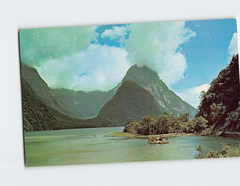 Postcard Milford Sound, South Island, New Zealand