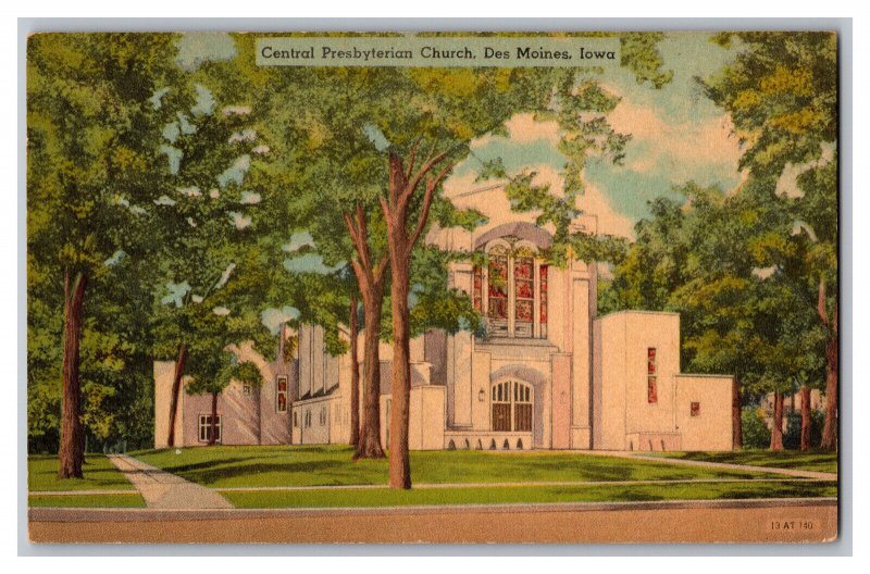 c1947 Postcard IA Central Presbyterian Church Des Moines Iowa 